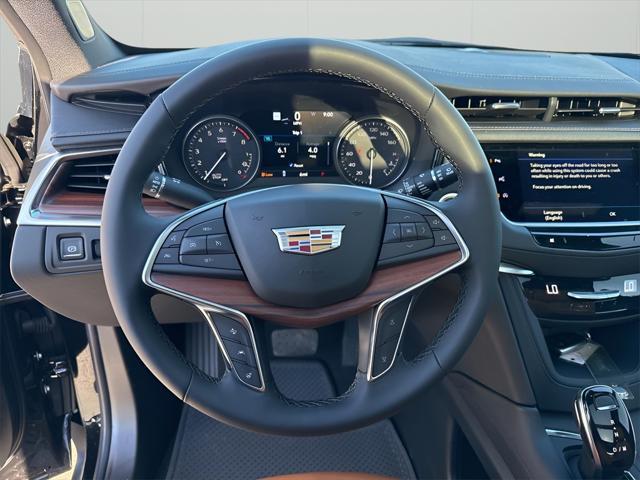 new 2025 Cadillac XT5 car, priced at $56,890
