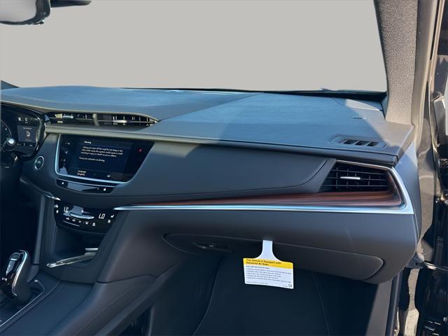 new 2025 Cadillac XT5 car, priced at $56,890