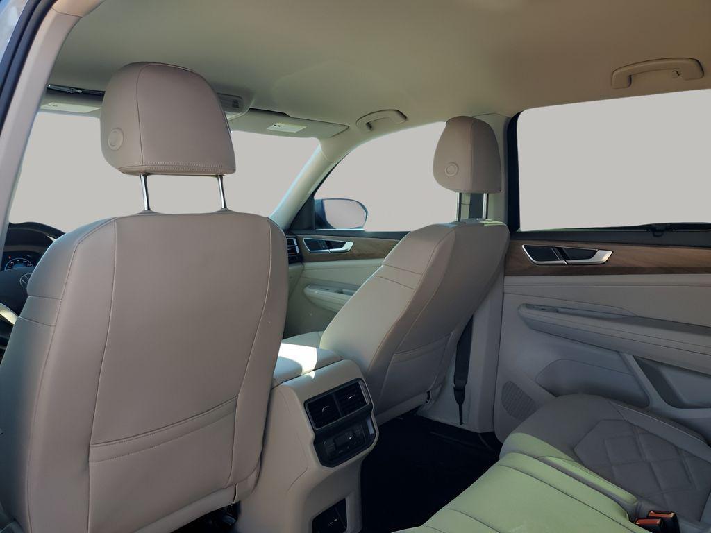 used 2024 Volkswagen Atlas car, priced at $32,644