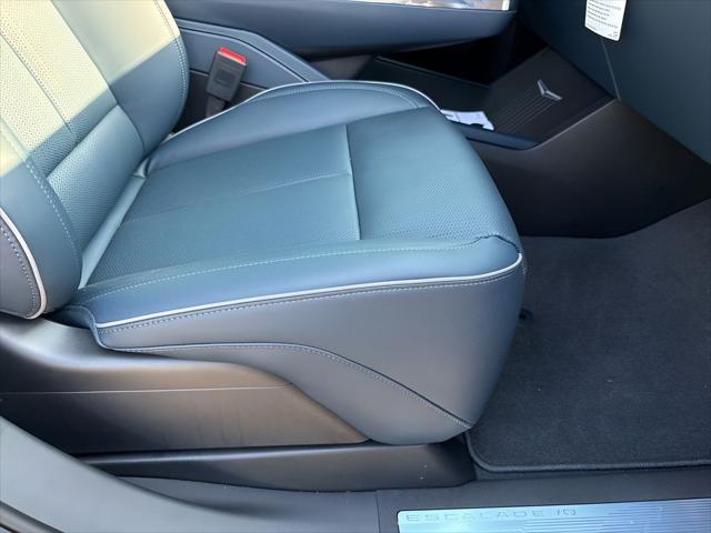 new 2025 Cadillac Escalade IQ car, priced at $156,835