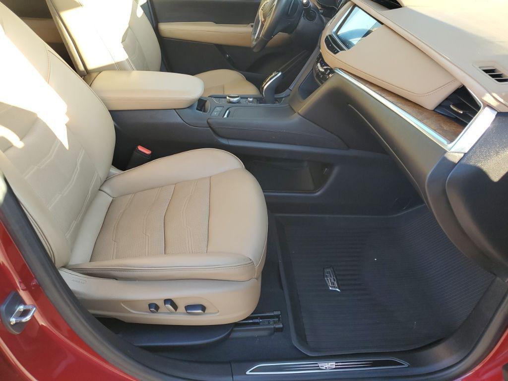 used 2020 Cadillac XT5 car, priced at $20,299