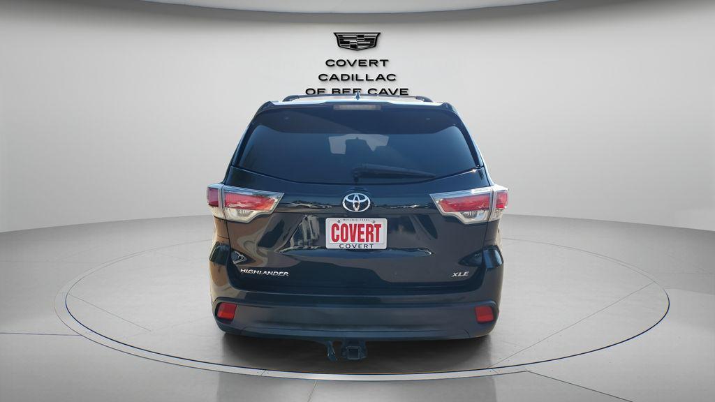 used 2016 Toyota Highlander car, priced at $19,422