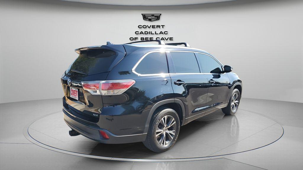 used 2016 Toyota Highlander car, priced at $19,422