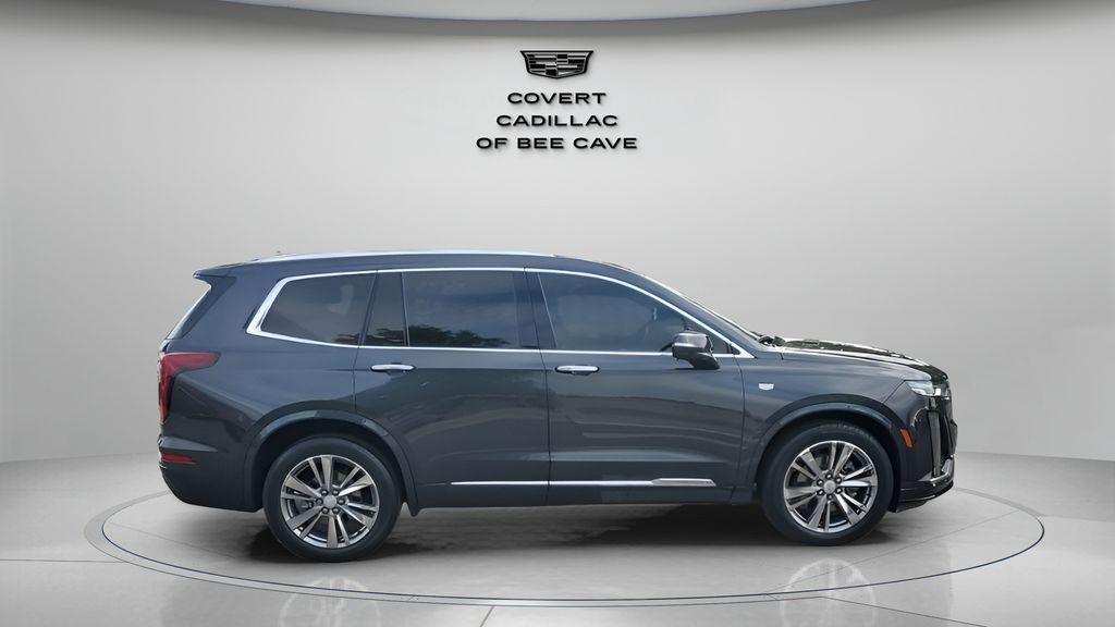 used 2022 Cadillac XT6 car, priced at $35,299