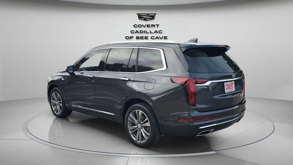 used 2022 Cadillac XT6 car, priced at $35,299