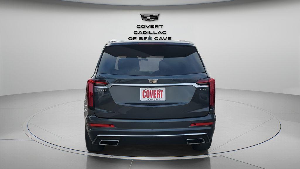 used 2022 Cadillac XT6 car, priced at $35,299
