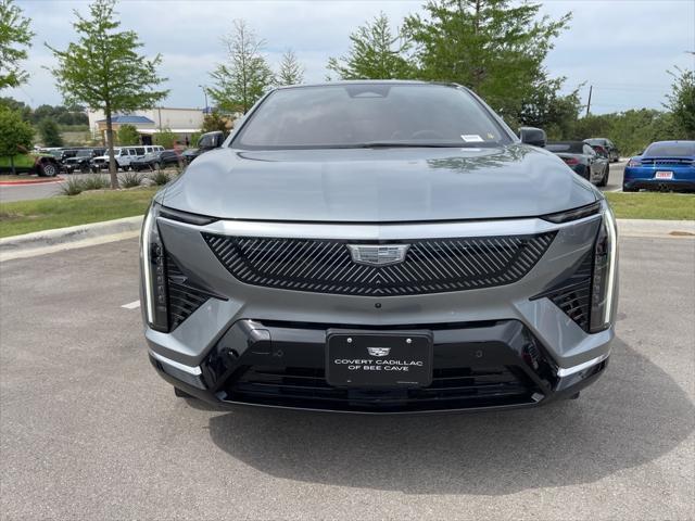 new 2025 Cadillac OPTIQ car, priced at $55,664
