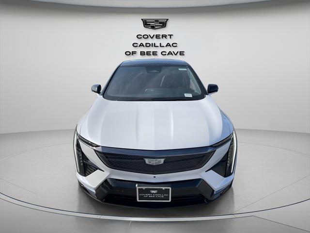 new 2025 Cadillac OPTIQ car, priced at $57,165