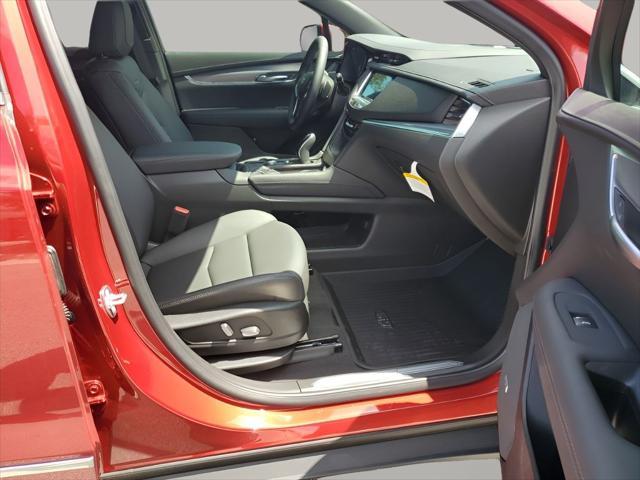 new 2025 Cadillac XT5 car, priced at $46,239