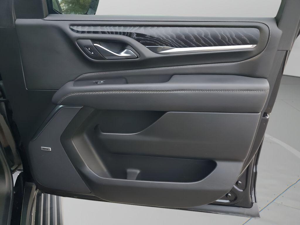 used 2024 GMC Yukon XL car, priced at $69,899