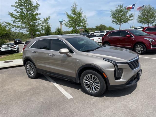 new 2025 Cadillac XT4 car, priced at $45,010