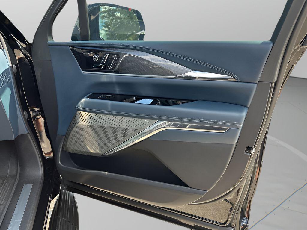 used 2025 Cadillac Escalade IQ car, priced at $135,334