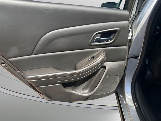 used 2015 Chevrolet Malibu car, priced at $8,425