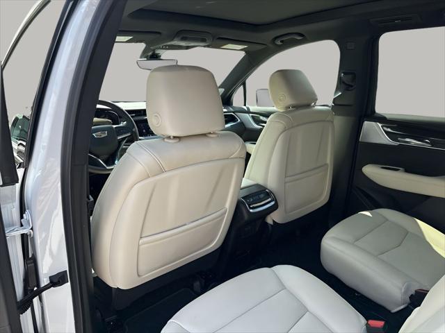 new 2025 Cadillac XT6 car, priced at $65,865