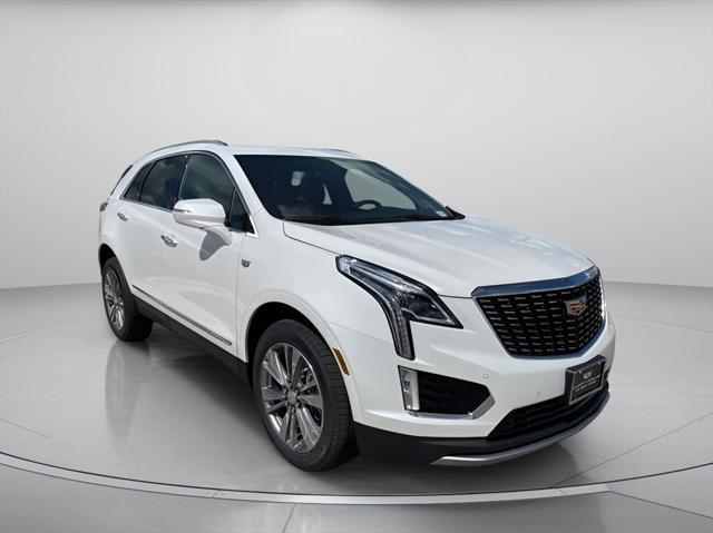 new 2025 Cadillac XT5 car, priced at $52,215