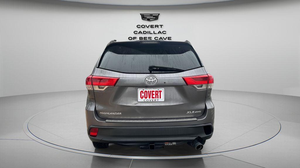 used 2019 Toyota Highlander car, priced at $21,431