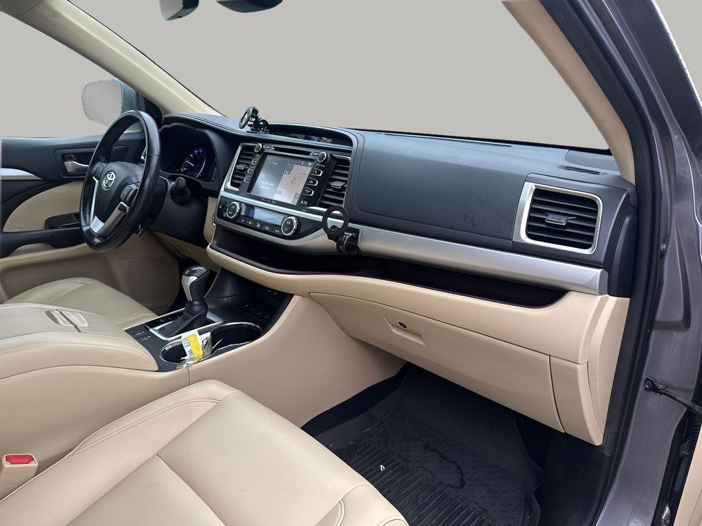 used 2019 Toyota Highlander car, priced at $21,431