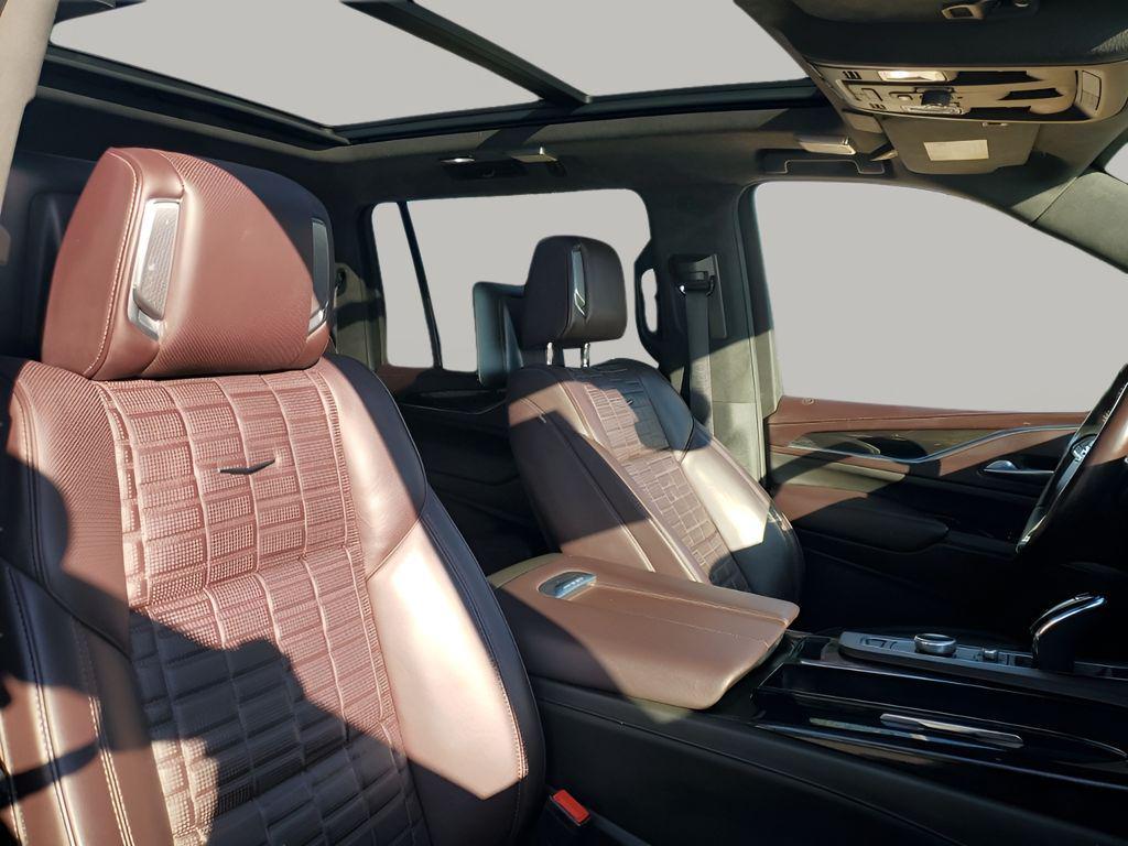 used 2023 Cadillac Escalade ESV car, priced at $70,937