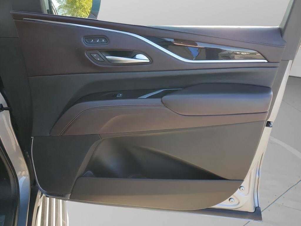 used 2023 Cadillac Escalade ESV car, priced at $70,937