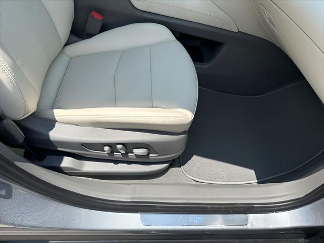 new 2025 Cadillac XT6 car, priced at $60,239