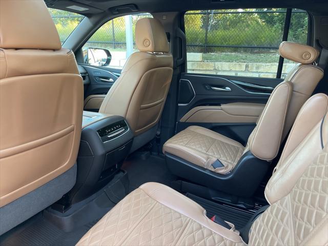 used 2021 Cadillac Escalade ESV car, priced at $65,499