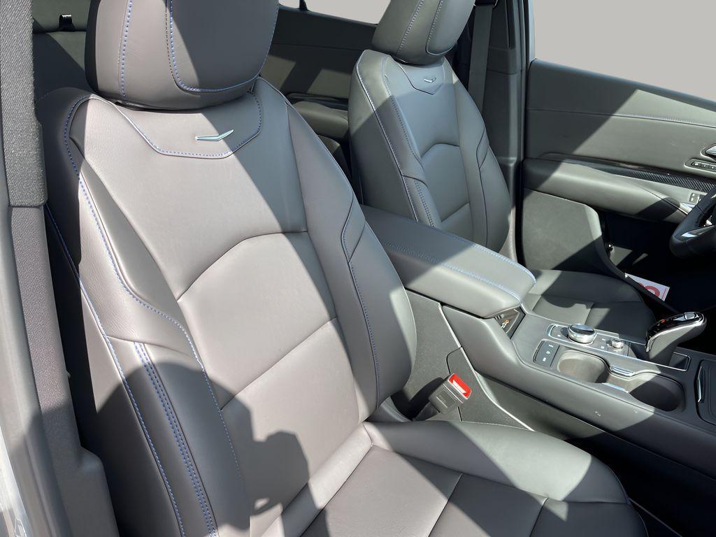 new 2025 Cadillac XT4 car, priced at $41,740