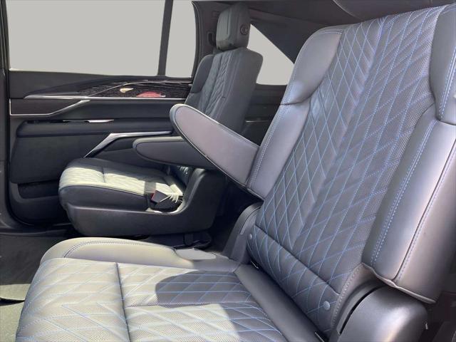 new 2025 Cadillac Escalade IQ car, priced at $131,985