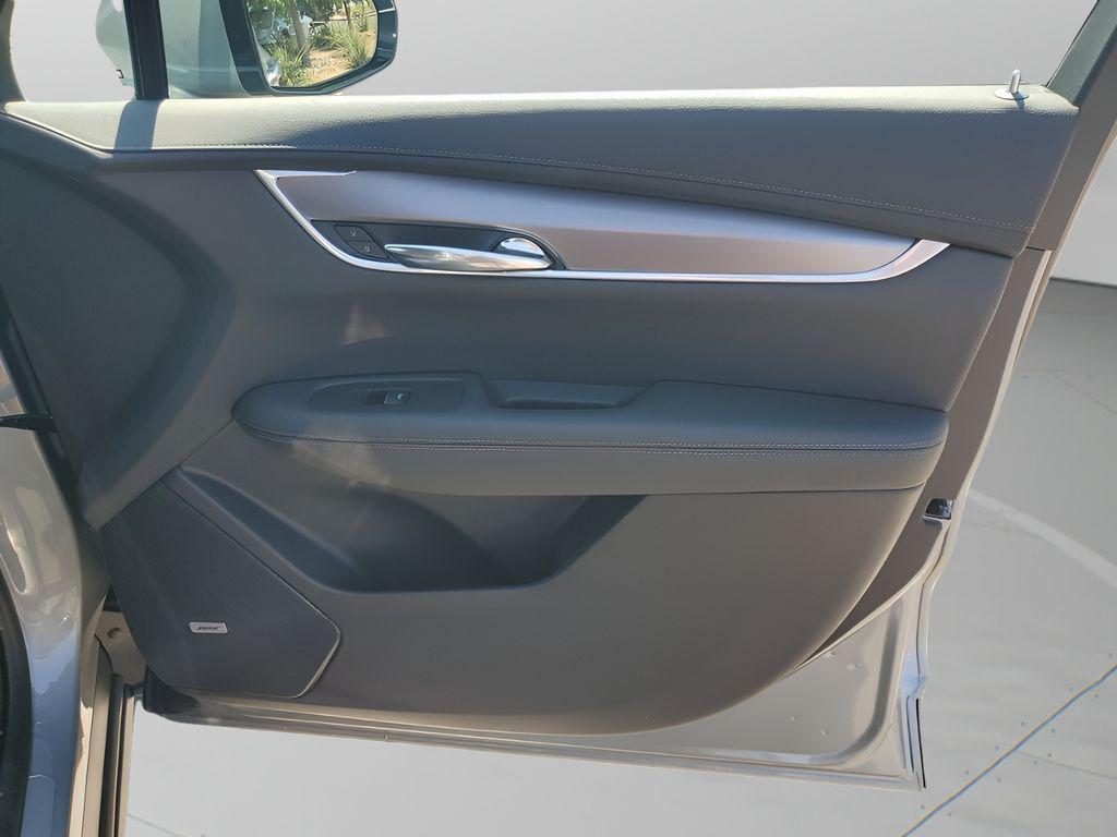 new 2025 Cadillac XT6 car, priced at $48,765