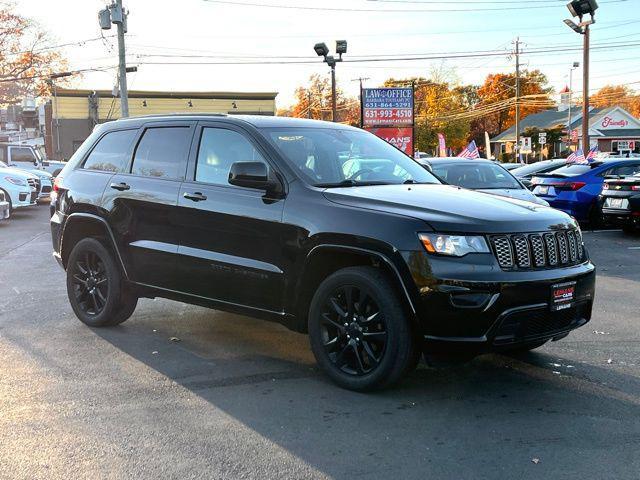 used 2018 Jeep Grand Cherokee car, priced at $19,995