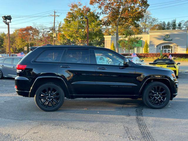 used 2018 Jeep Grand Cherokee car, priced at $19,995