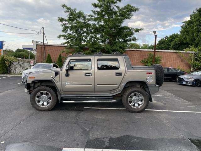 used 2009 Hummer H2 car, priced at $28,995