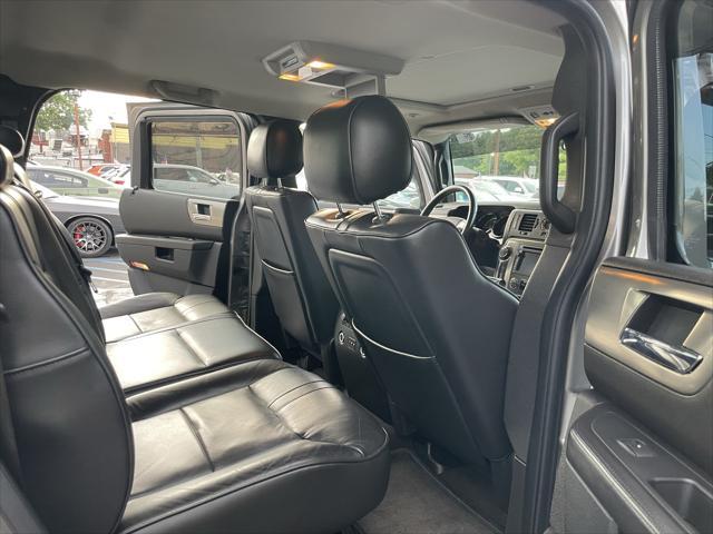 used 2009 Hummer H2 car, priced at $28,995