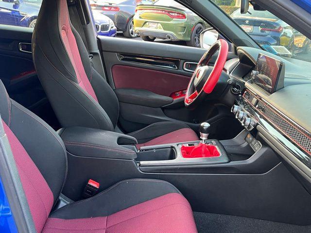 used 2022 Honda Civic Si car, priced at $27,995