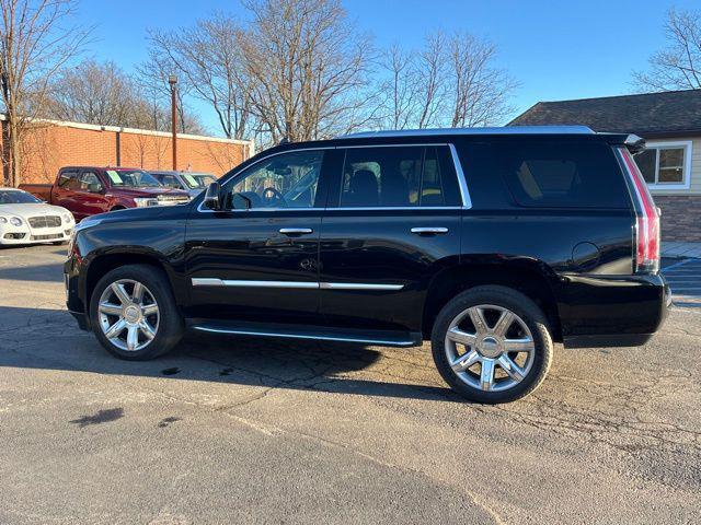 used 2018 Cadillac Escalade car, priced at $29,995