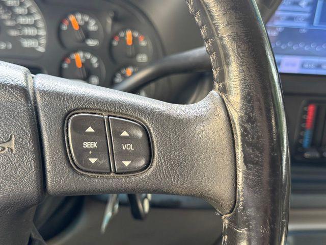 used 2006 Chevrolet Suburban car, priced at $14,995