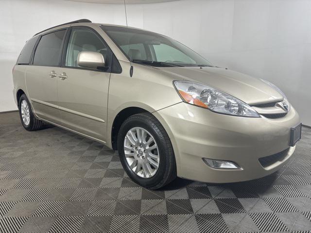 used 2008 Toyota Sienna car, priced at $10,900