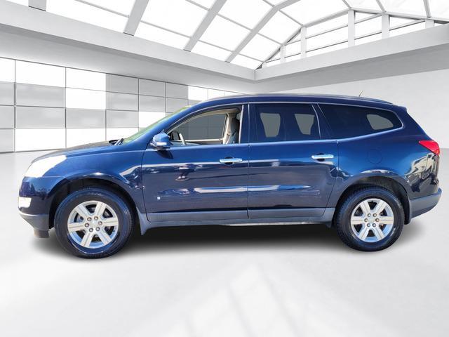 used 2010 Chevrolet Traverse car, priced at $5,997