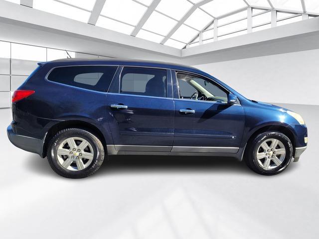 used 2010 Chevrolet Traverse car, priced at $5,997