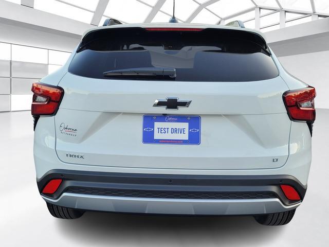 new 2025 Chevrolet Trax car, priced at $24,944