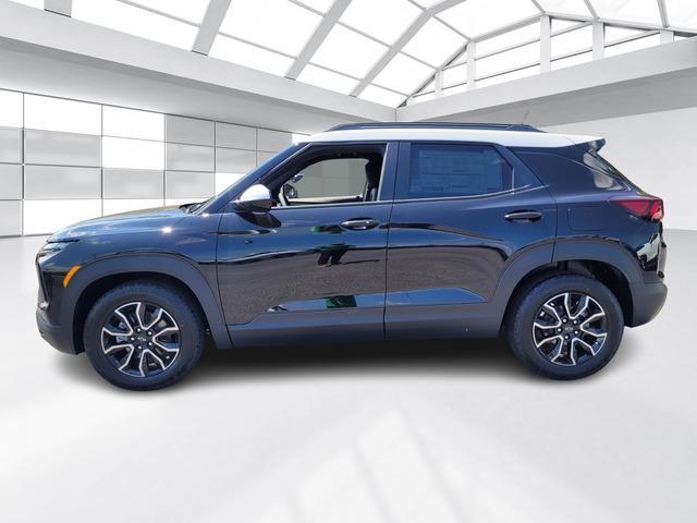 new 2025 Chevrolet TrailBlazer car, priced at $30,533