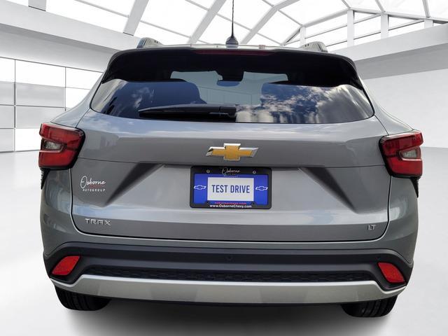 new 2025 Chevrolet Trax car, priced at $26,130