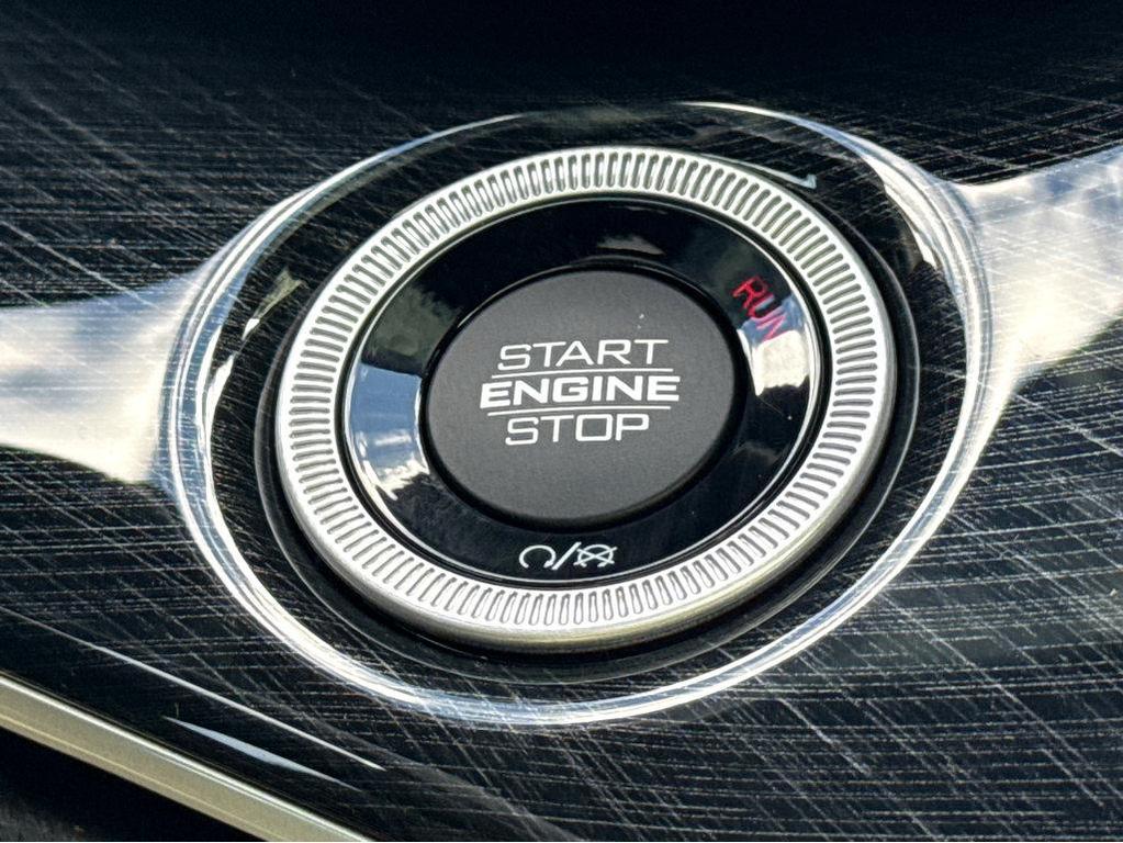 used 2022 Jeep Grand Cherokee car, priced at $35,890