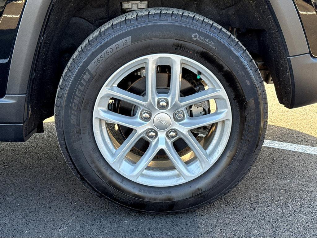 used 2023 Jeep Grand Cherokee car, priced at $29,283