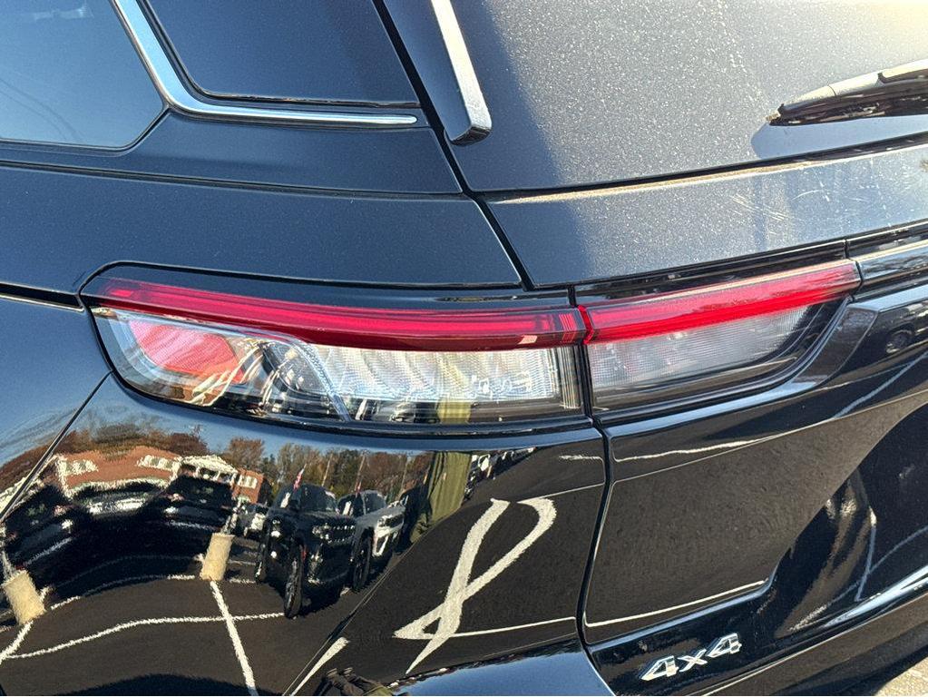 used 2023 Jeep Grand Cherokee car, priced at $29,283