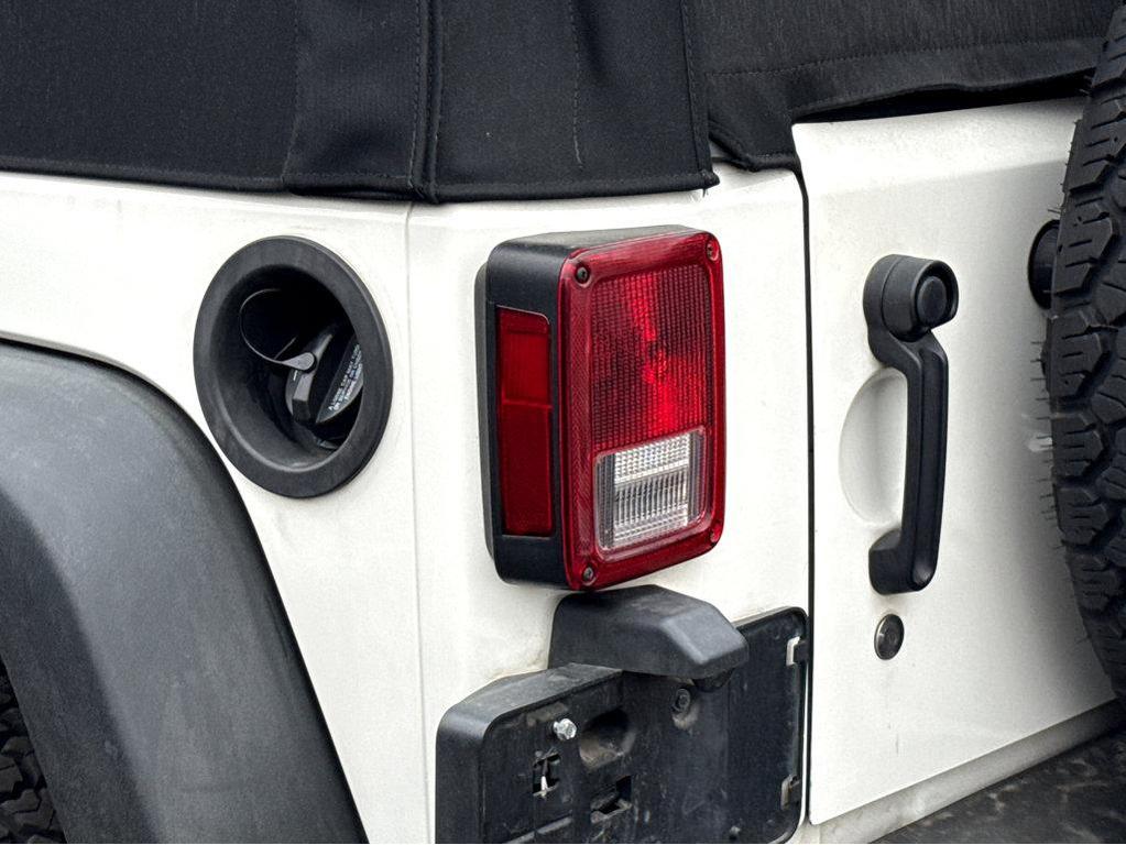 used 2009 Jeep Wrangler Unlimited car, priced at $11,949