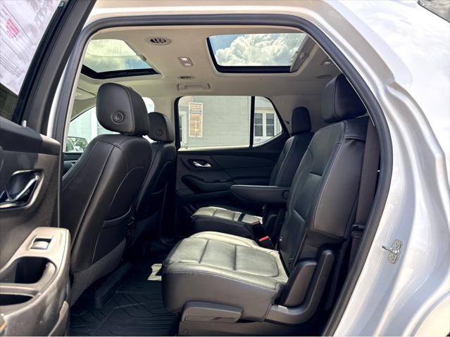 used 2021 Chevrolet Traverse car, priced at $32,793