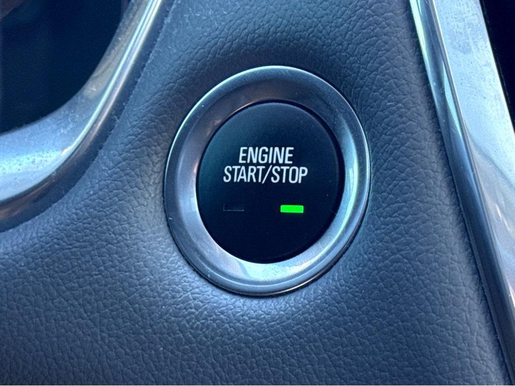 used 2021 Chevrolet Traverse car, priced at $26,500