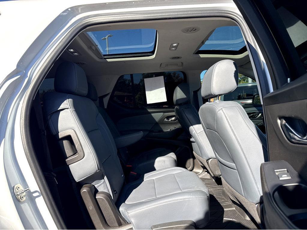 used 2021 Chevrolet Traverse car, priced at $26,500