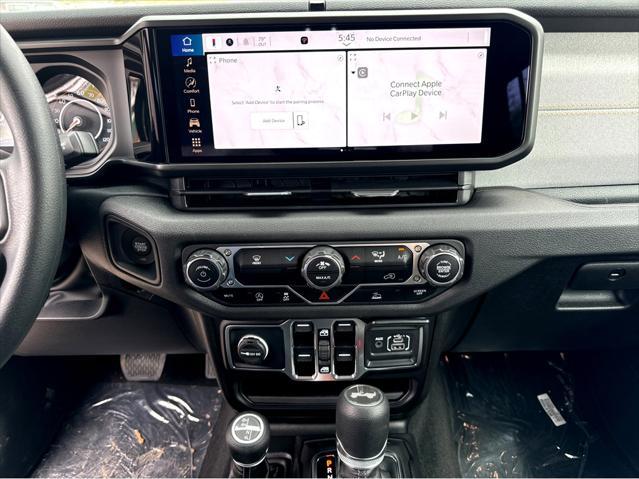 new 2025 Jeep Wrangler car, priced at $41,785