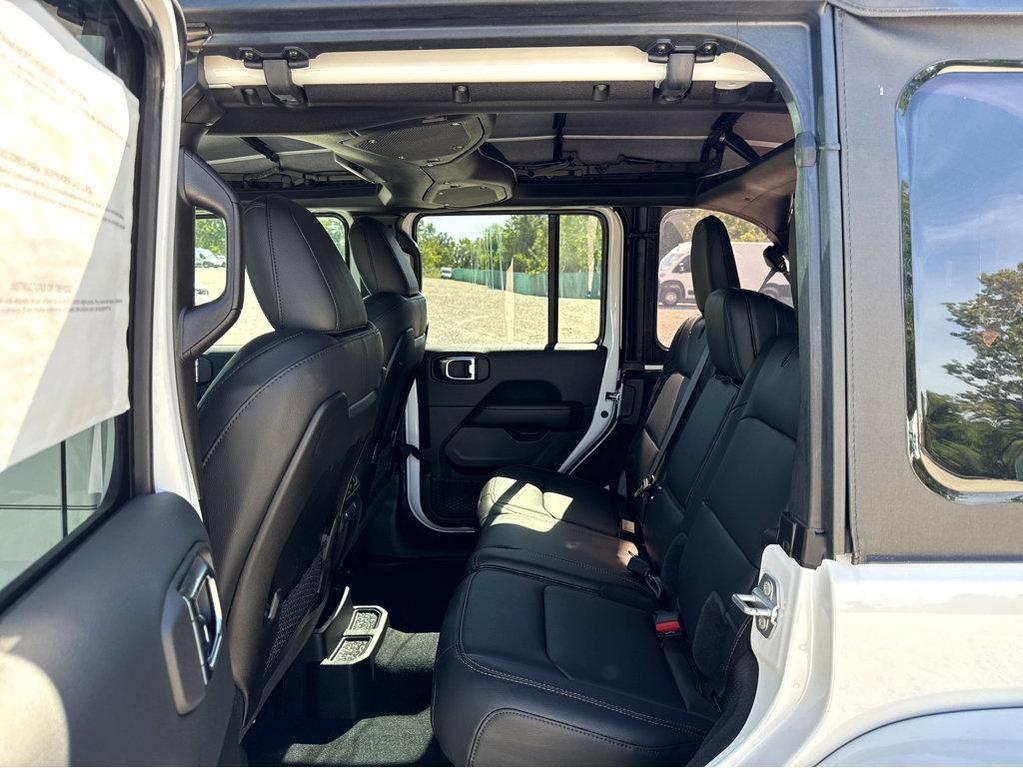 new 2025 Jeep Wrangler car, priced at $54,360